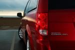 Dodge Grand Caravan 2011 года